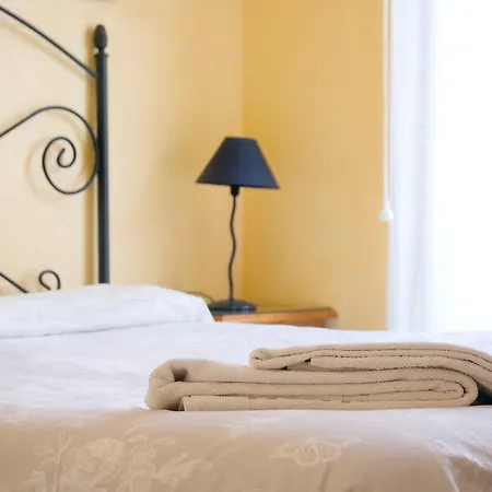 Pension Mesones 3* Granada