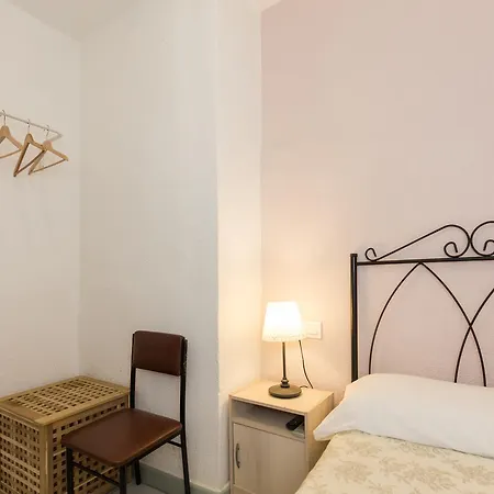 Pension Mesones Guest house 3*